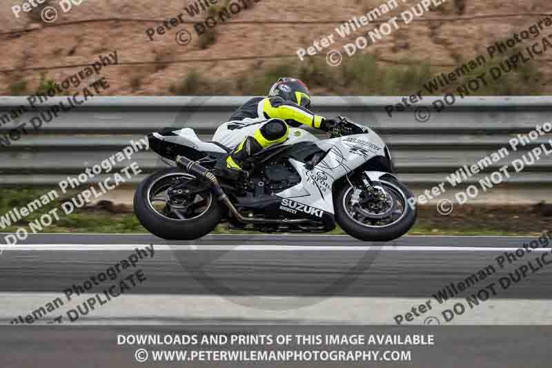 cadwell no limits trackday;cadwell park;cadwell park photographs;cadwell trackday photographs;enduro digital images;event digital images;eventdigitalimages;navarra;no limits trackdays;peter wileman photography;racing digital images;trackday digital images;trackday photos